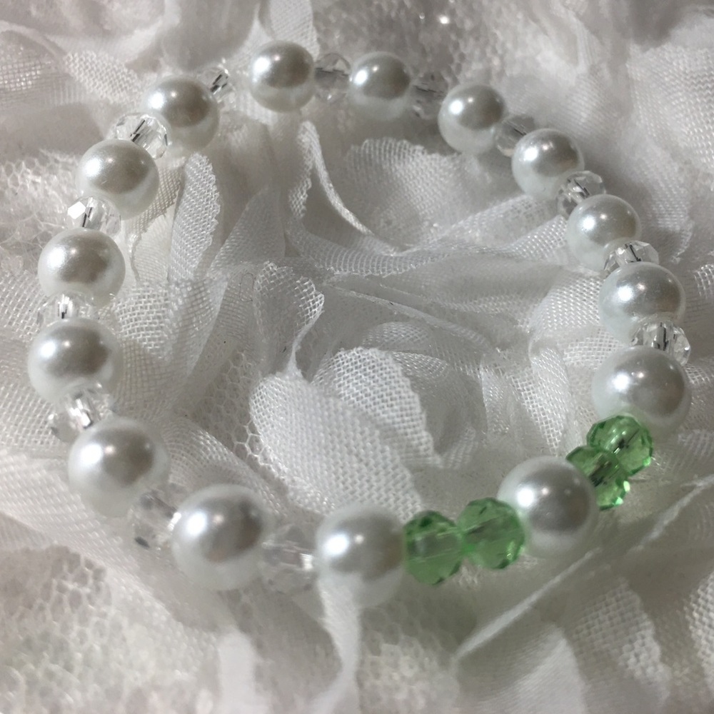 🎂 August Kids Bracelet